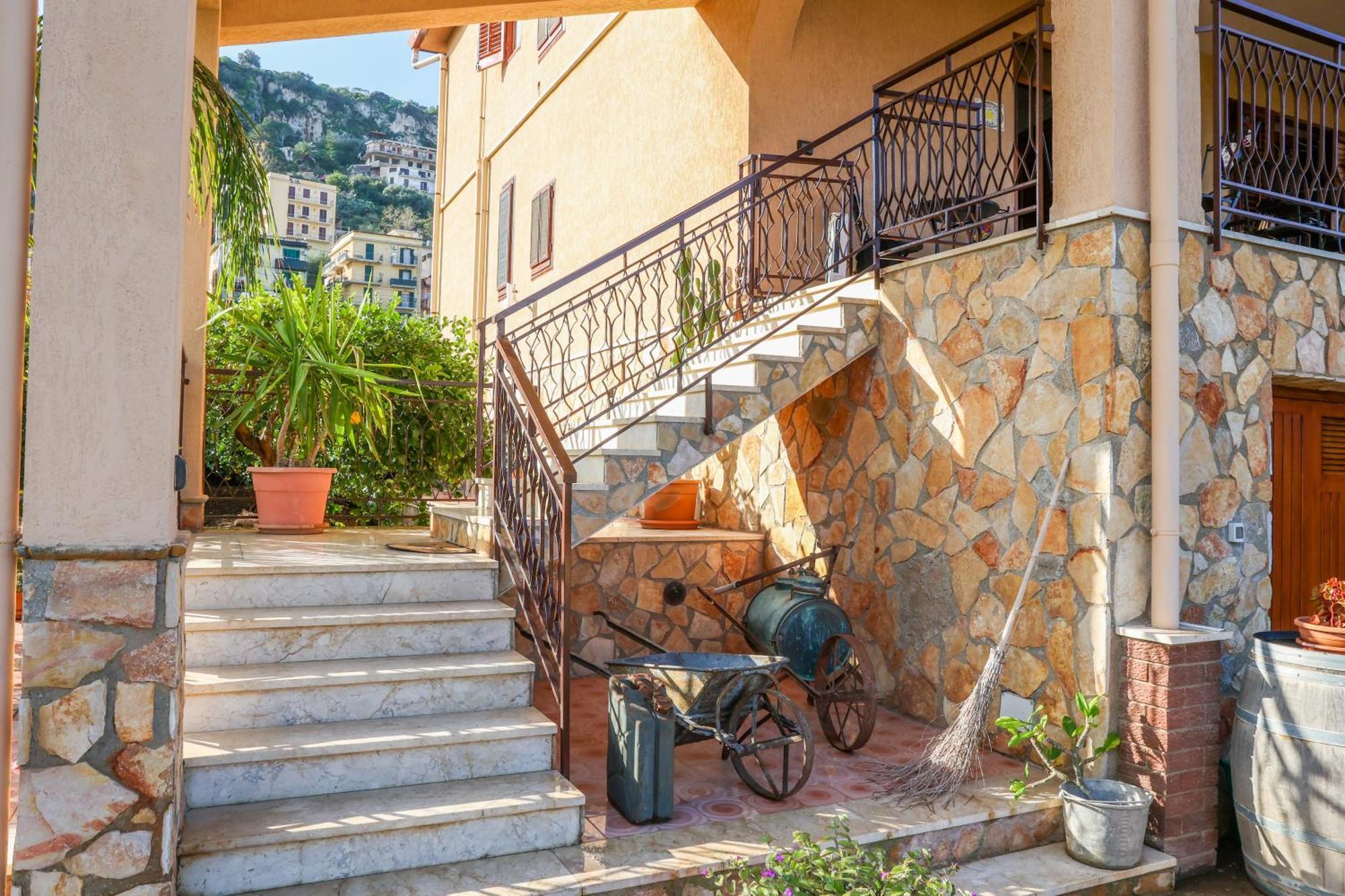 B&B Giardino Dei Cedri Trabia Luaran gambar